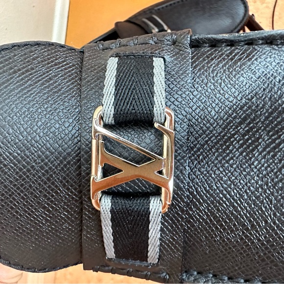 Authentic - Louis Vuitton Hockenheim Moccasin Loafers - Size M9 UNWORN - Picture 4 of 7